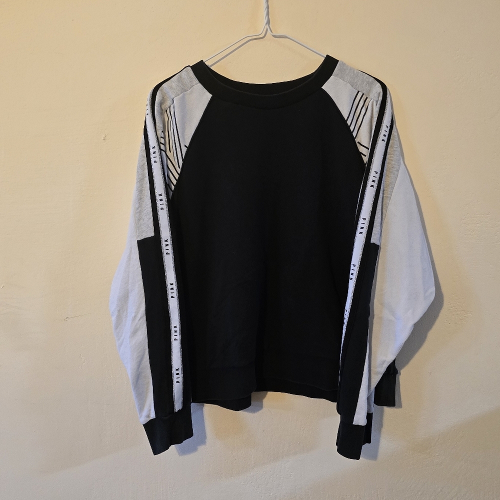Vs PINK Large Crewneck